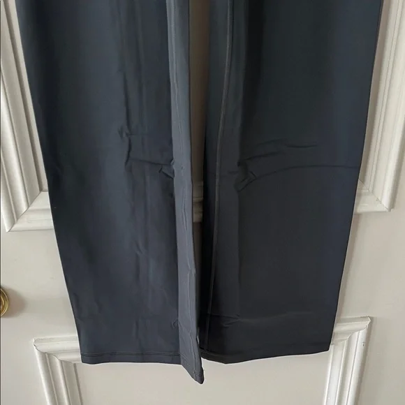 Athleta Elation Straight Leg Leggings - Picture 4 of 7